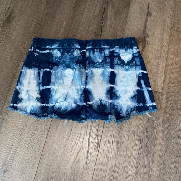 J Brand Tie Dye Shorts - Picture 2 of 4